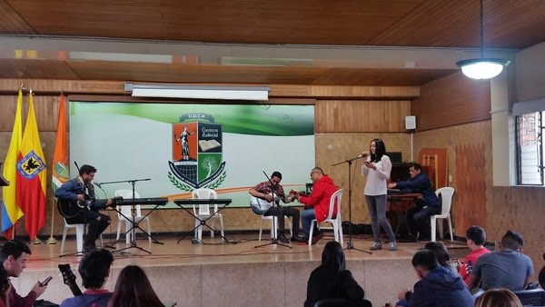 Muestra cultural de los estudiantes de las electivas